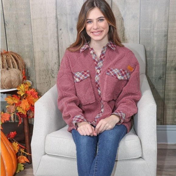 Simply Southern Sherpa Quilted And Plaid Rose Jacket Shacket size Large NEW - Picture 3 of 16